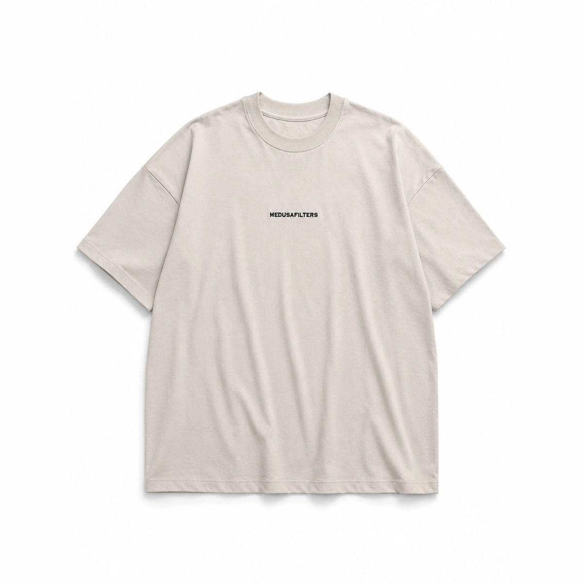 Medusafilters T-Shirt Beige, Vorderseite mit gesticktem Schriftzug